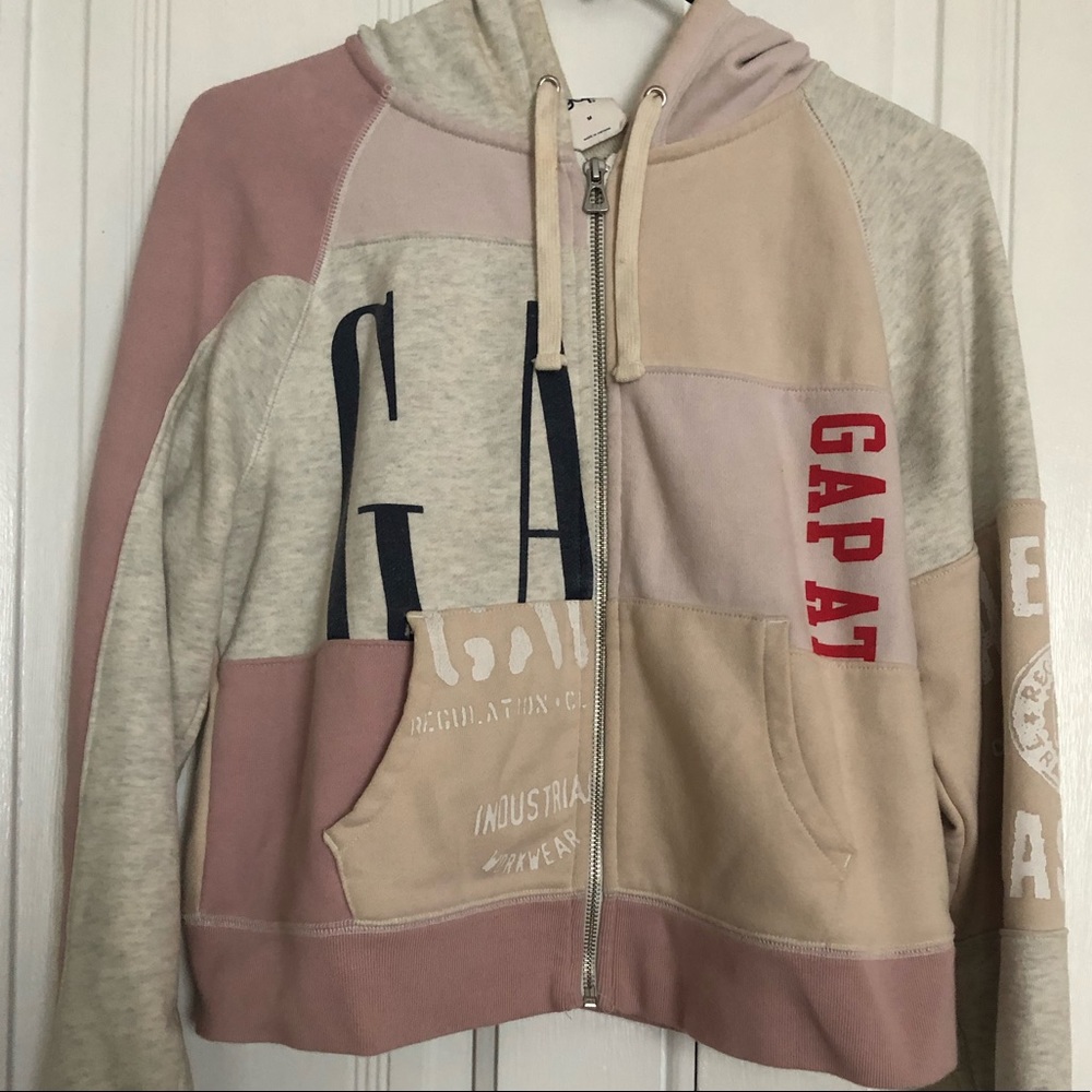 GAP zip up hoodie